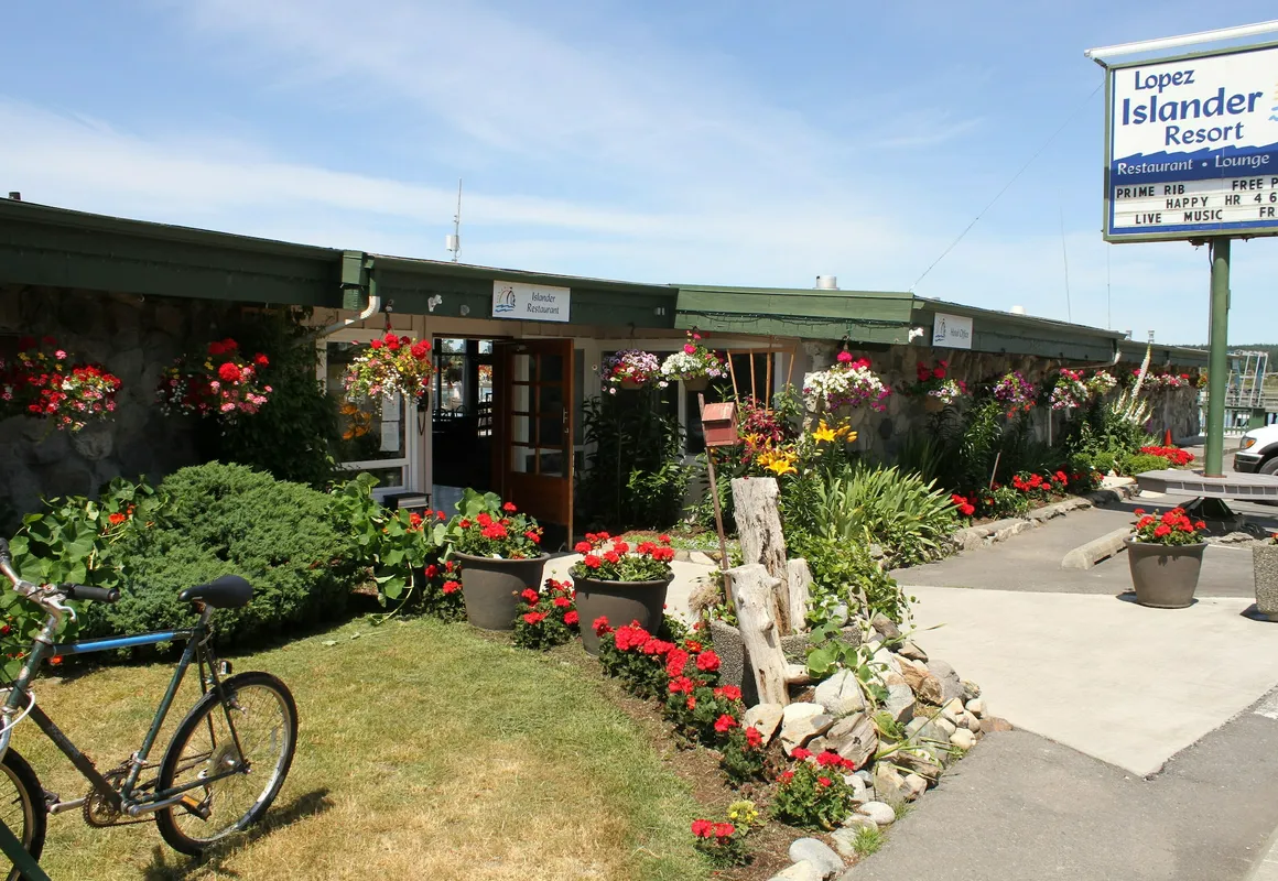 Lopez Islander Resort hotel hero