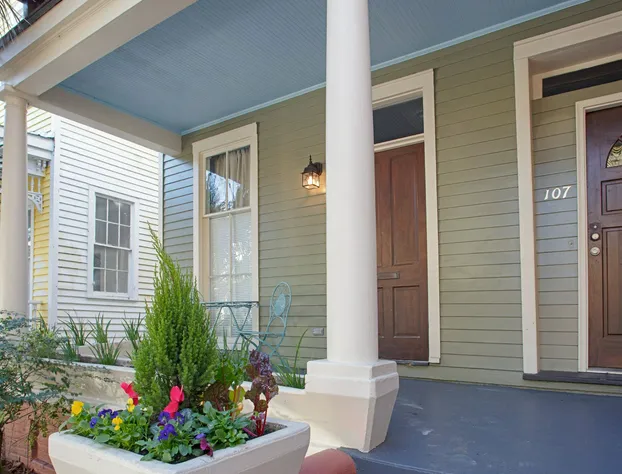 Huge 5 bedroom 5 bath Home in Savannah hotel detail image 2