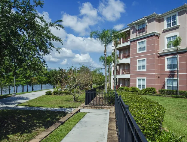 NEW Tastefully Designed Town Home. Close to Attractions, Steps From Convention Center! 3br/3ba #3vc138 hotel detail image 3