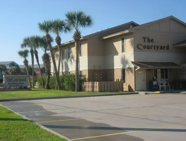 Courtyard #103 1 Bedroom Condo By Redawning hotel detail image 1