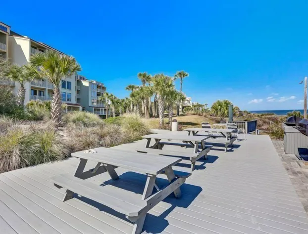 1309-shipwatch hotel detail image 3