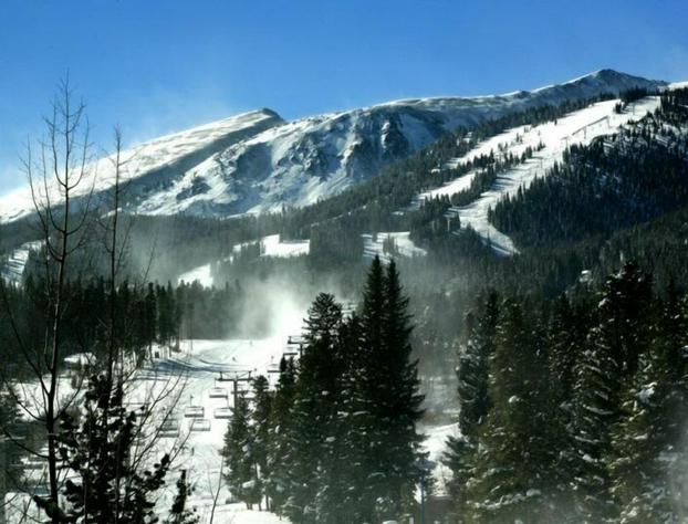 4 Bedroom Ski in, Ski out Mountain Vacation Rental Located Next to Historic Main Street in Downtown Breckenridge hotel detail image 2