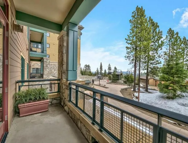 2 Bedroom at Constellation S Condo by RedAwning hotel detail image 4