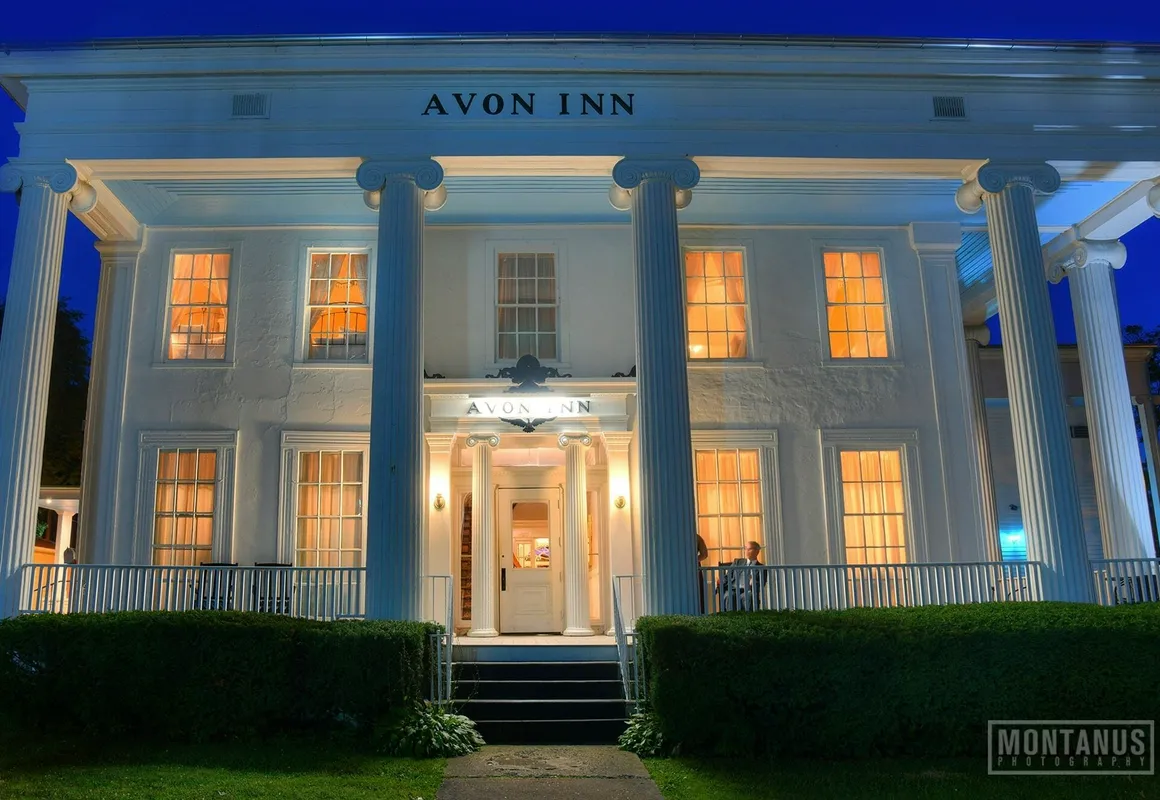 Avon Inn hotel hero