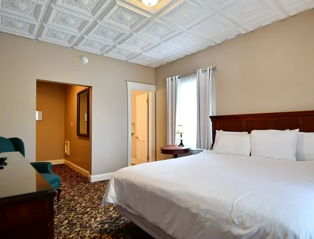 Avon Inn hotel detail image 3