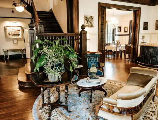 Heritage House Bed & Breakfast - Boutique Adults-Only Inn hotel detail image 2