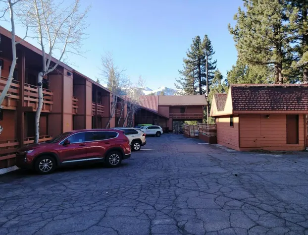 Ventura Grand Inn hotel detail image 3