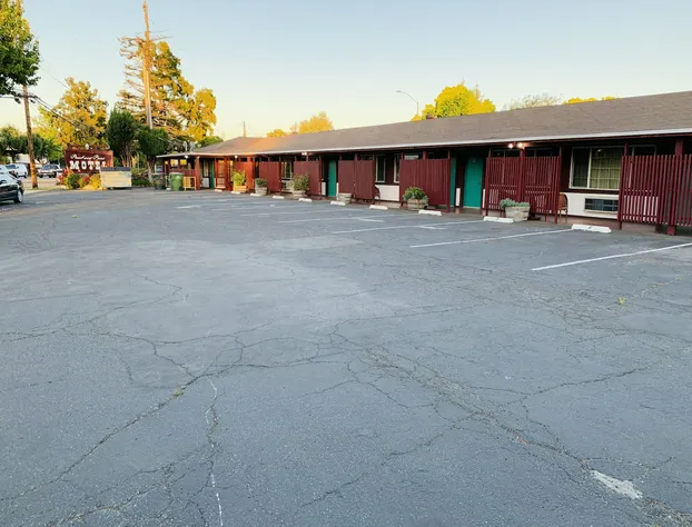 Pacheco Pass Motel hotel detail image 2