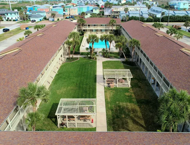 Courtyard #129 Studio Bedroom Condo By Redawning hotel detail image 2