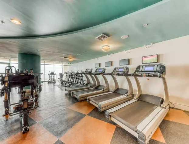 Turquoise C407 hotel detail image 2