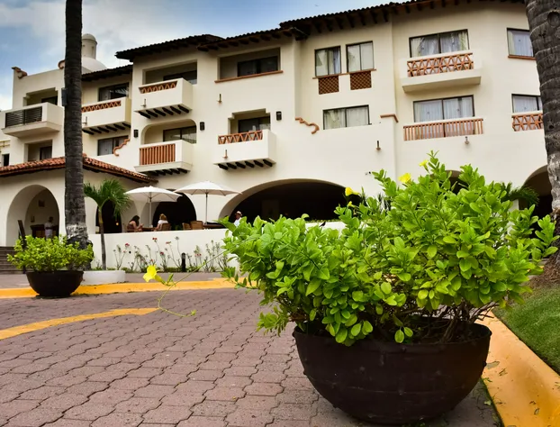 Plaza Pelicanos Grand Beach Resort - All Inclusive hotel detail image 3