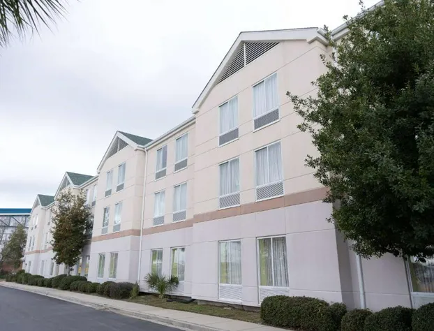 Wyndham Garden New Orleans Airport hotel detail image 1