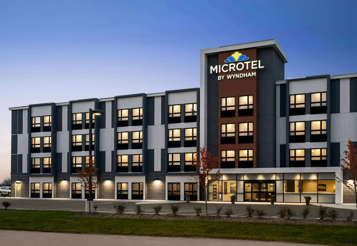 Microtel Inn & Suites by Wyndham Aurora hotel hero