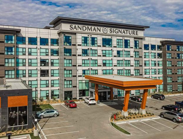 Sandman Signature Saskatoon South Hotel hotel detail image 1