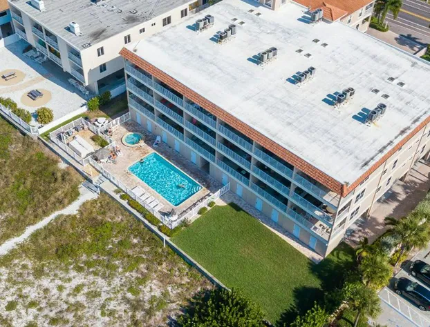 Oceanside 305 hotel detail image 3