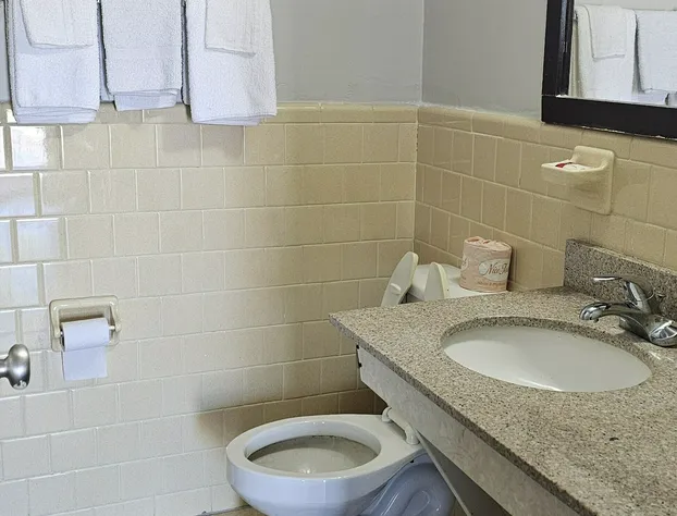 Washington Motel By OYO hotel detail image 4