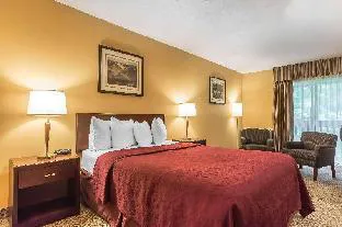 Quality Inn & Conference Centre hotel hero