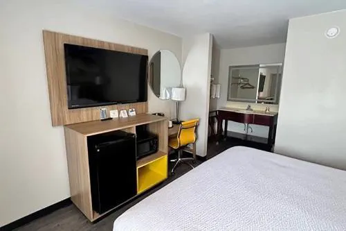 Days Inn by Wyndham DeFuniak Springs hotel detail image 4