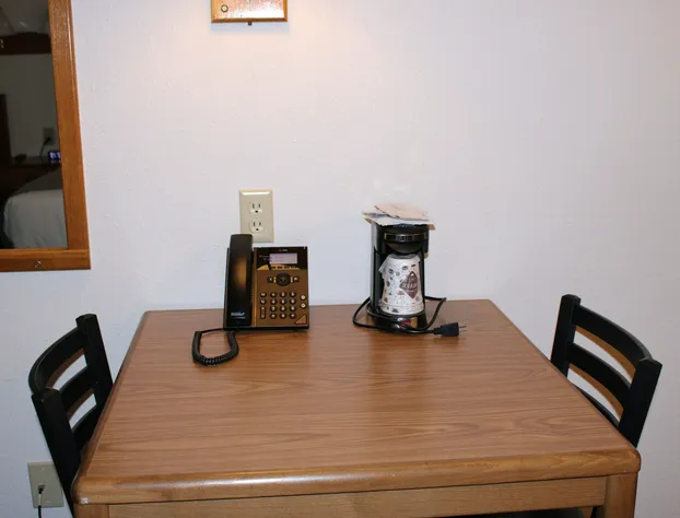 Can Am Inn hotel detail image 3