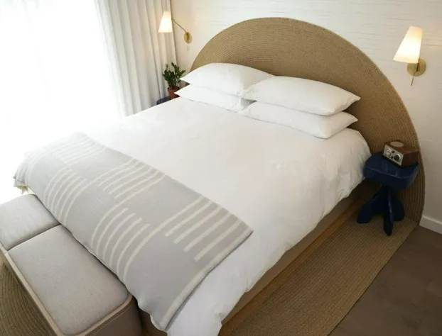 The Shoals Suites and Slips hotel detail image 2