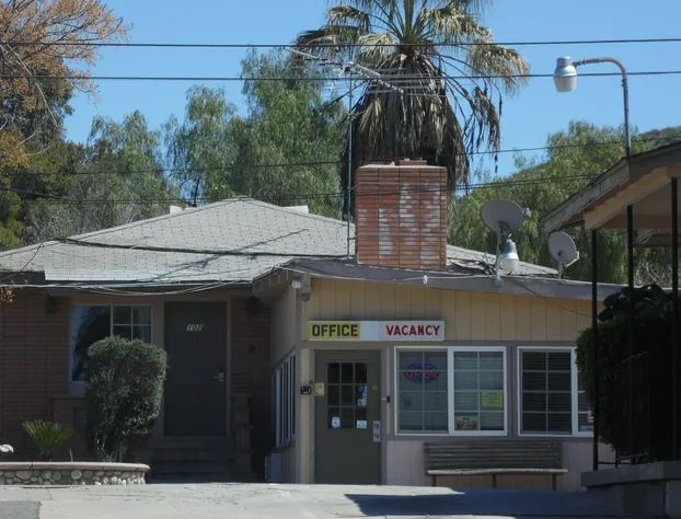 Elsinore Hot Springs & Lodge hotel detail image 2