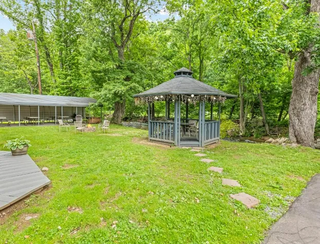 The Valley Inn hotel detail image 2