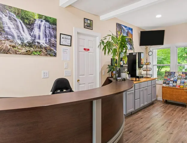 The Valley Inn hotel detail image 4