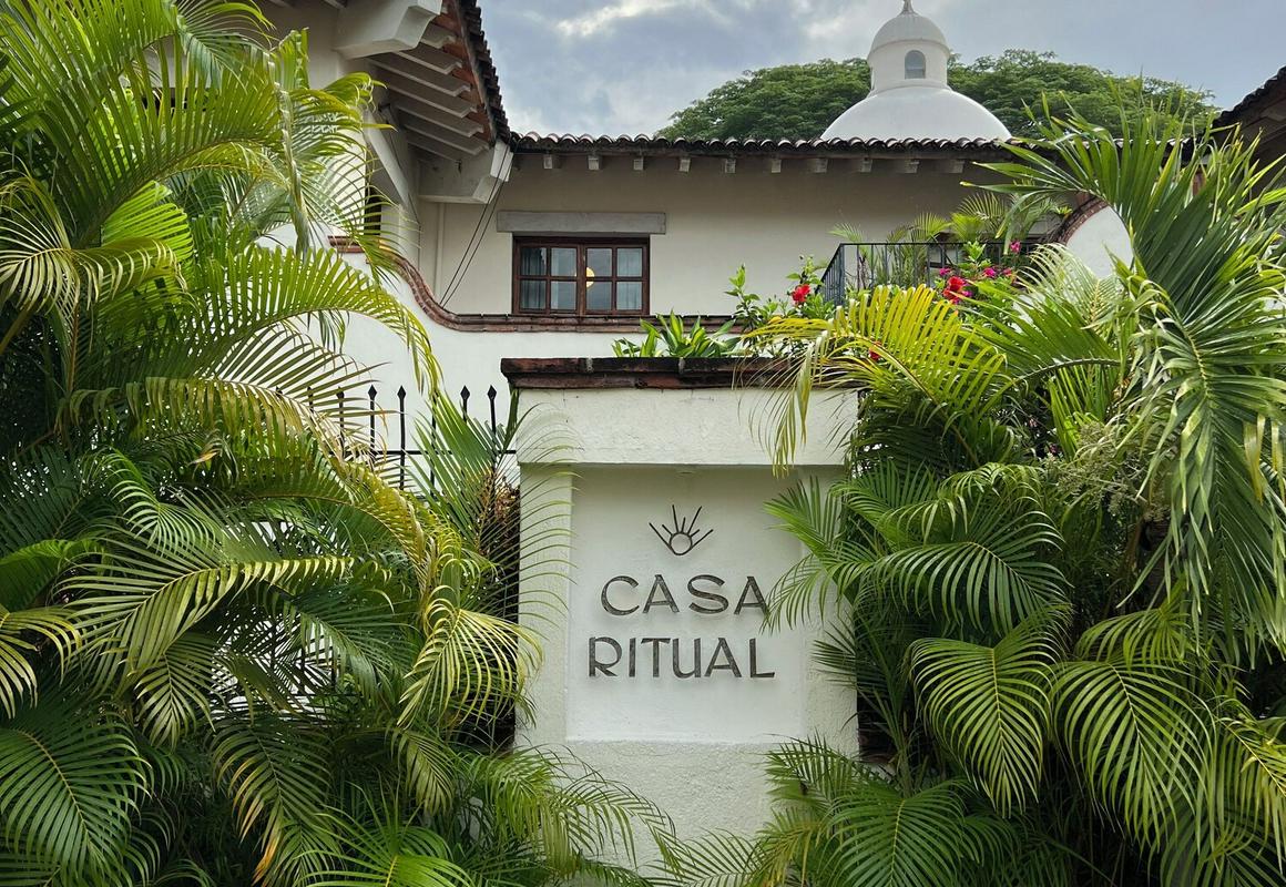 Casa Ritual hotel hero