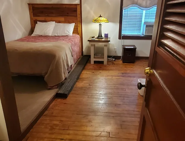 Hootie Creek Guest House hotel detail image 4