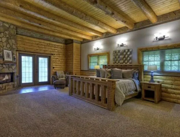 Fox Run Lodge hotel detail image 1