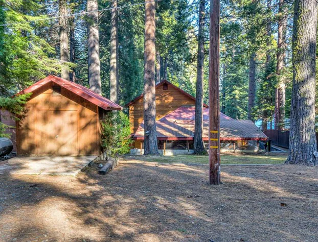 Rock Front Lodge hotel detail image 1