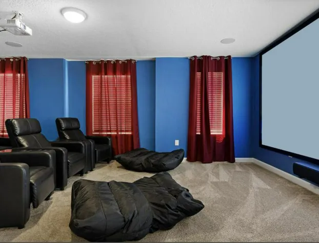 8 Bed Sleeps 18 Free Resort Access hotel detail image 1