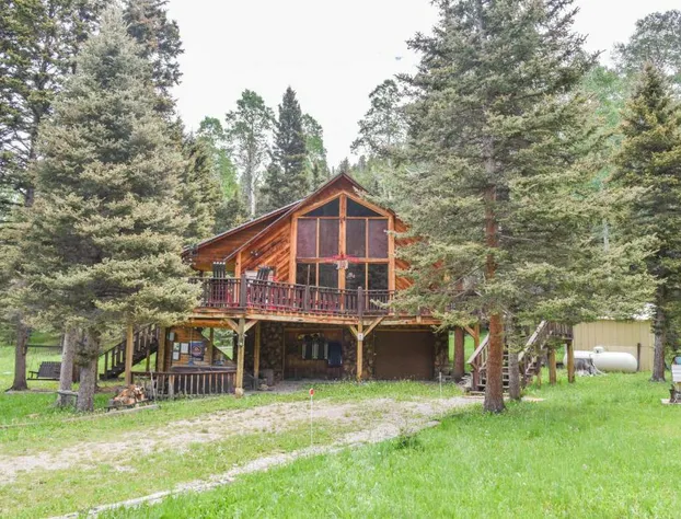 Standing Bear Lodge With High Speed Wifi hotel detail image 2