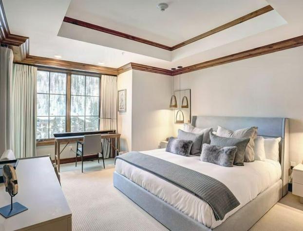 Platinum Vail Ritz-carlton 4 Bedroom Mountain Residence Just One Block From the Eagle Bahn Gondola hotel detail image 1