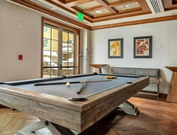 Platinum Vail Ritz-carlton 3 Bedroom Mountain Residence Just One Block From the Eagle Bahn Gondola hotel detail image 2