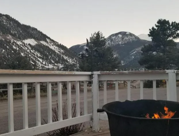 Alpine Moose Lodge hotel detail image 3