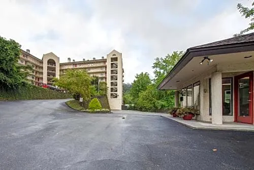 Gatlinburg Chateau Rentals hotel hero