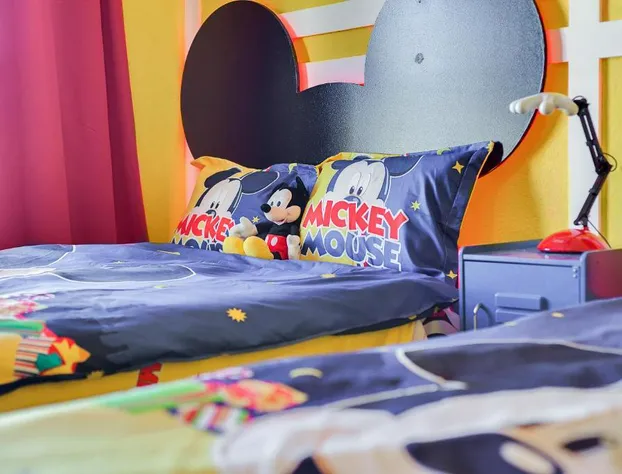 Free Resort Access Themed Room Villa Near Disney hotel detail image 2