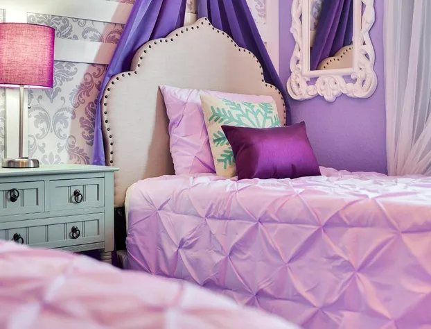 Free Resort Access Themed Room Villa Near Disney hotel detail image 4