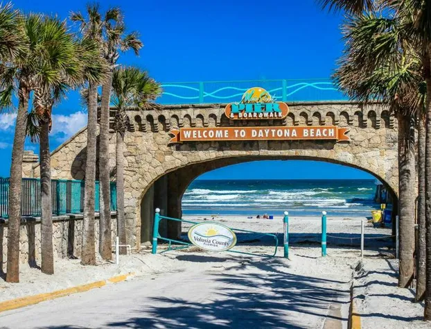 2 BR Resort Condo Oceanview Wyndham Ocean Walk Daytona Funland 2332 hotel detail image 1