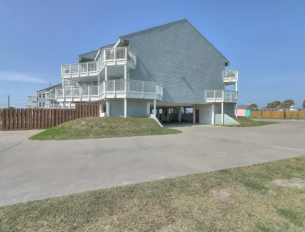 Surf Station MIBC204 hotel detail image 1