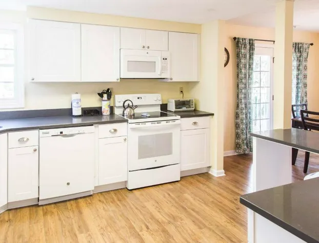 Evian 206 by RedAwning hotel detail image 2