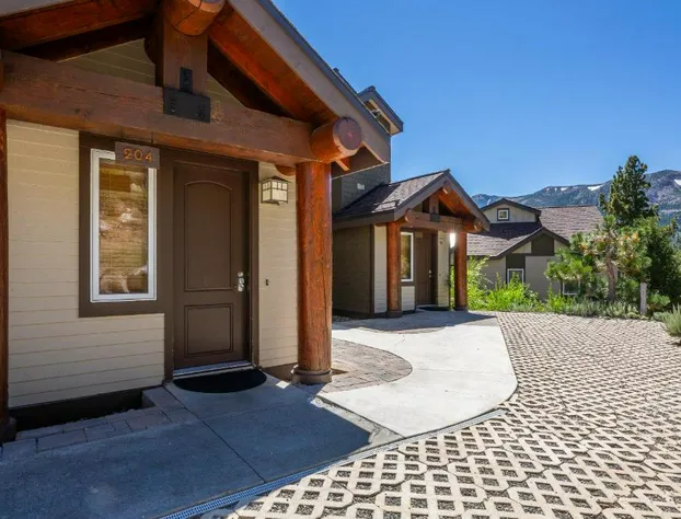 Eagle Run 204 hotel detail image 2