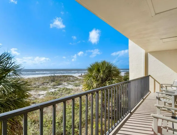 Direct Oceanfront - 4 Queen Beds - Surf Song #241 hotel detail image 4