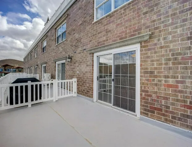 Resort Plaza by Identity Properties hotel detail image 1