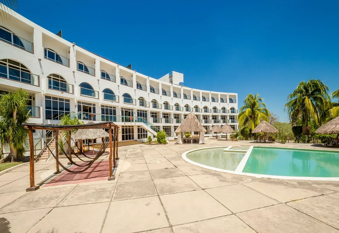 Uxmal Resort Maya hotel hero