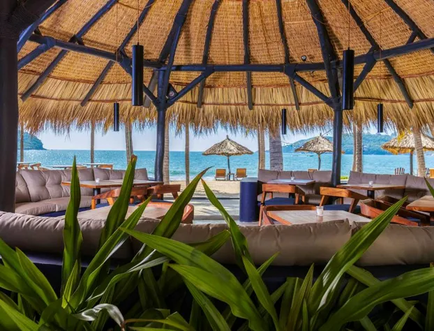 Thompson Zihuatanejo, A Beach Resort, by Hyatt hotel detail image 2