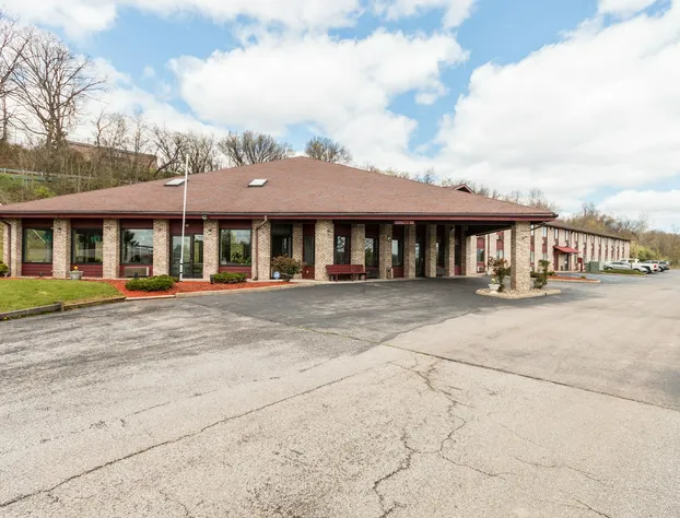 Quality Express Inn & Suites hotel detail image 1