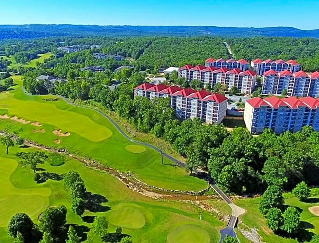 Surreys Grand Crowne Resort hotel detail image 1