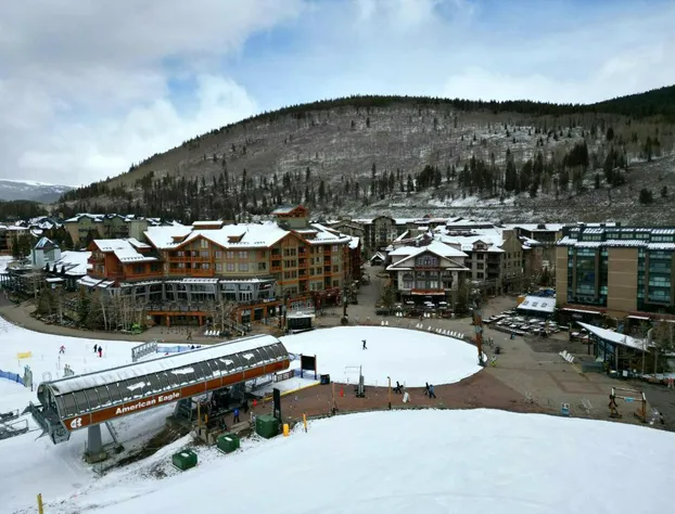 VS641H Village Square 1Br 1Ba Hotel Room hotel detail image 2